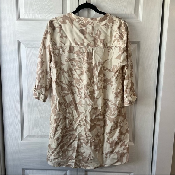 Soft Surroundings Roselyn Beige & Cream Floral Pockets High Low Top Tunic sz M. - Picture 5 of 6
